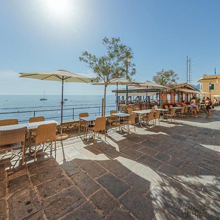 Casa Iris Confort E Mare A Due Passi 卡莫利 外观 照片