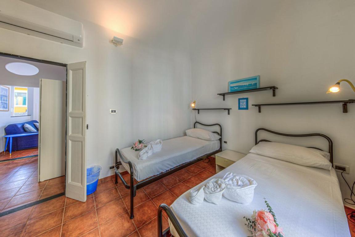 Casa Iris Confort E Mare A Due Passi 卡莫利 外观 照片