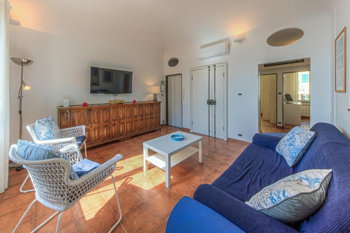 Casa Iris Confort E Mare A Due Passi 卡莫利 外观 照片