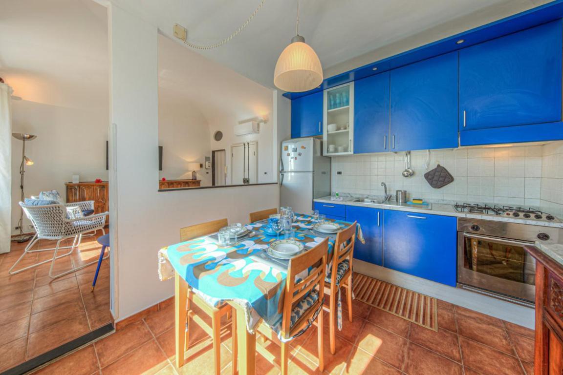 Casa Iris Confort E Mare A Due Passi 卡莫利 外观 照片